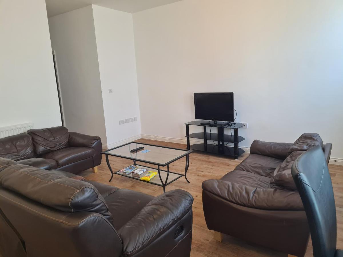 Yarmouth Apartments, Street Permit Parking, Close To Everything, Beach, Pier, Free Wifi Great Yarmouth Bagian luar foto