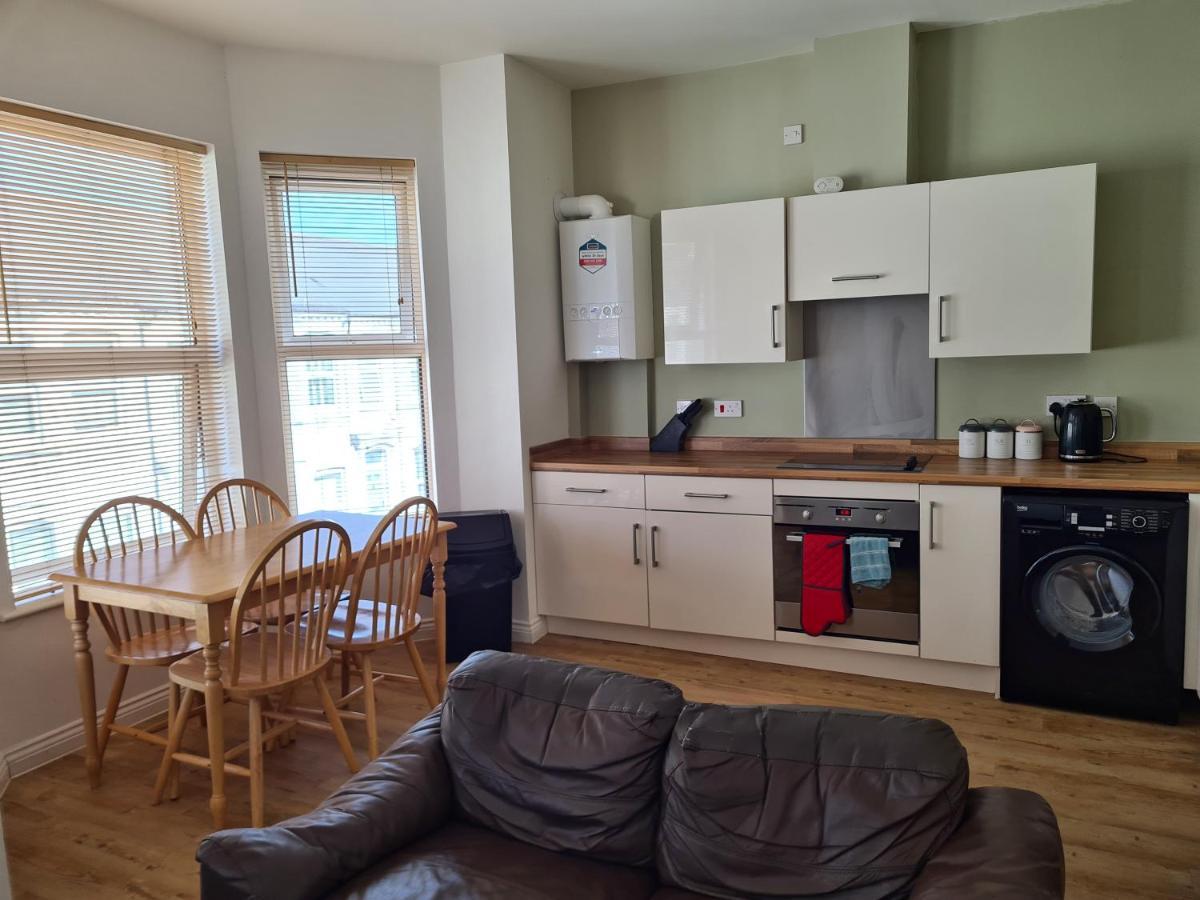 Yarmouth Apartments, Street Permit Parking, Close To Everything, Beach, Pier, Free Wifi Great Yarmouth Bagian luar foto