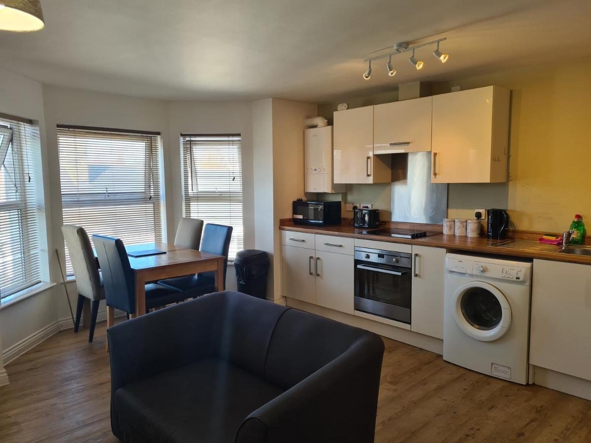 Yarmouth Apartments, Street Permit Parking, Close To Everything, Beach, Pier, Free Wifi Great Yarmouth Bagian luar foto